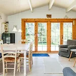 2 Bedroom Gorgeous In Neksø