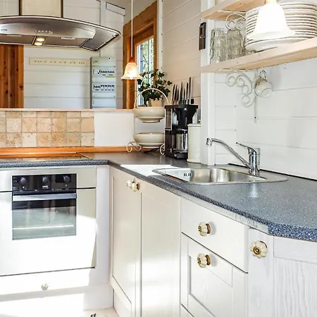 2 Bedroom Gorgeous In *